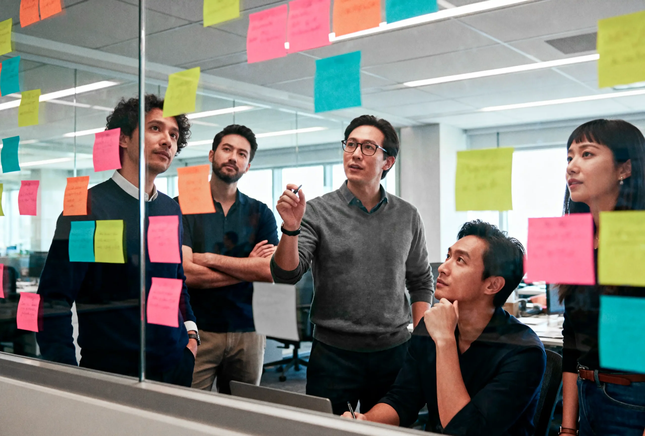 What to Expect When Working with a Branding Agency